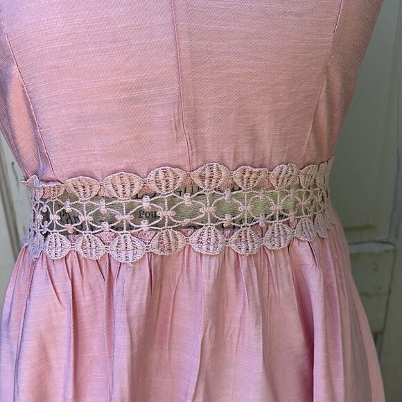 DUSKY PINK HI-LOW SLEEVELESS RUFFLE SUMMER DRESS BNWT Size S M L - Picture 3 of 8